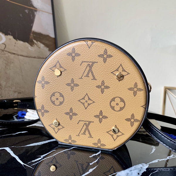 ルイヴィトンバッグ内部構造